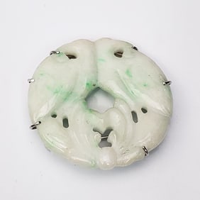 Vintage 14K White Gold & Chinese Jade Brooch