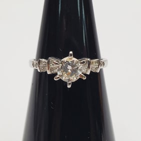 14K White Gold & Diamonds Ring