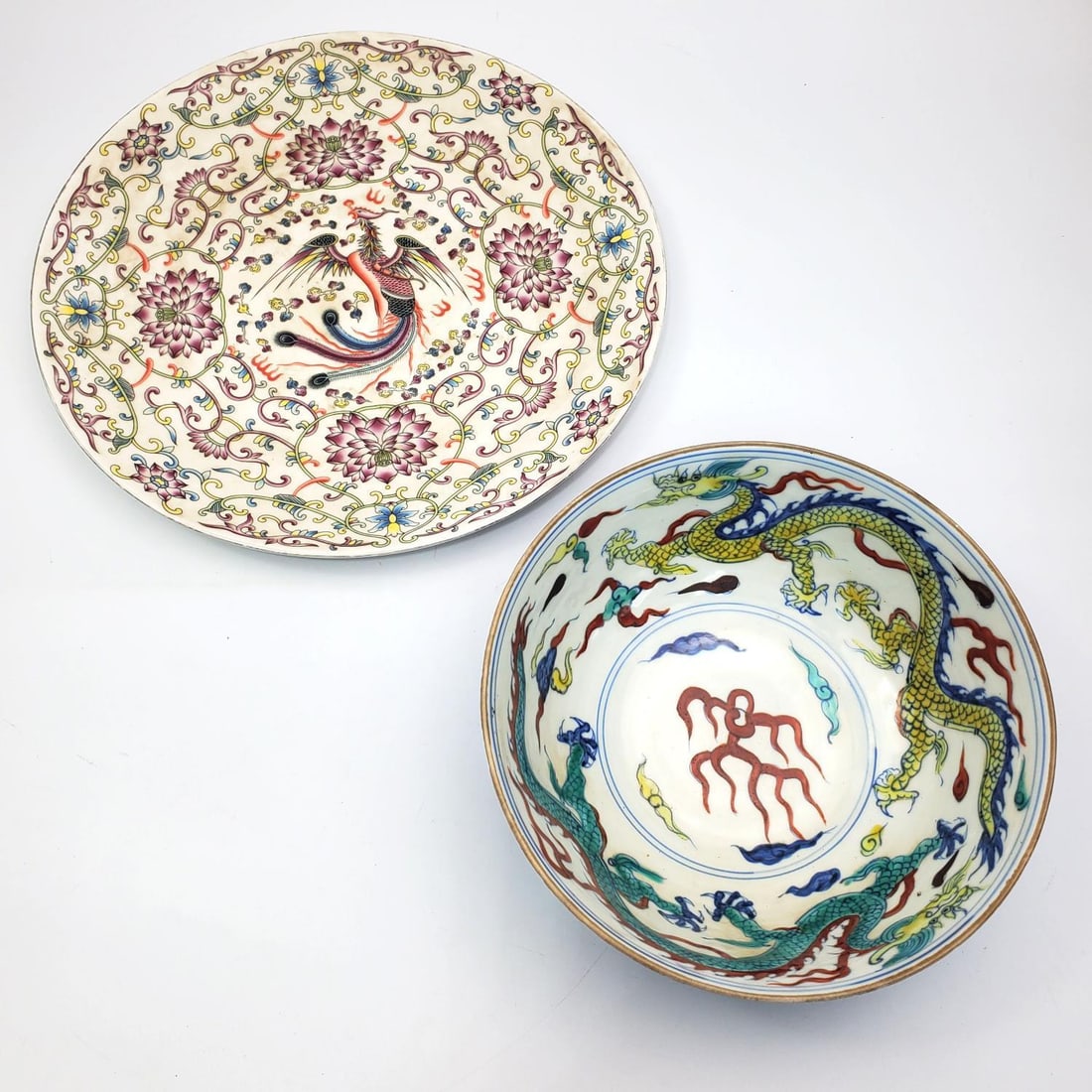 Lot of 2 Chinese Porcelain Items (1 of 5)