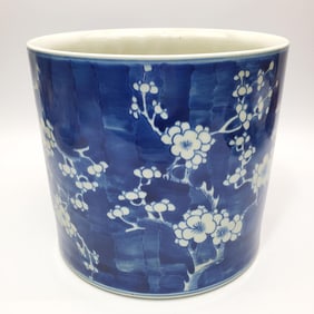 Chinese Large Blue & White Porcelain Planter Pot