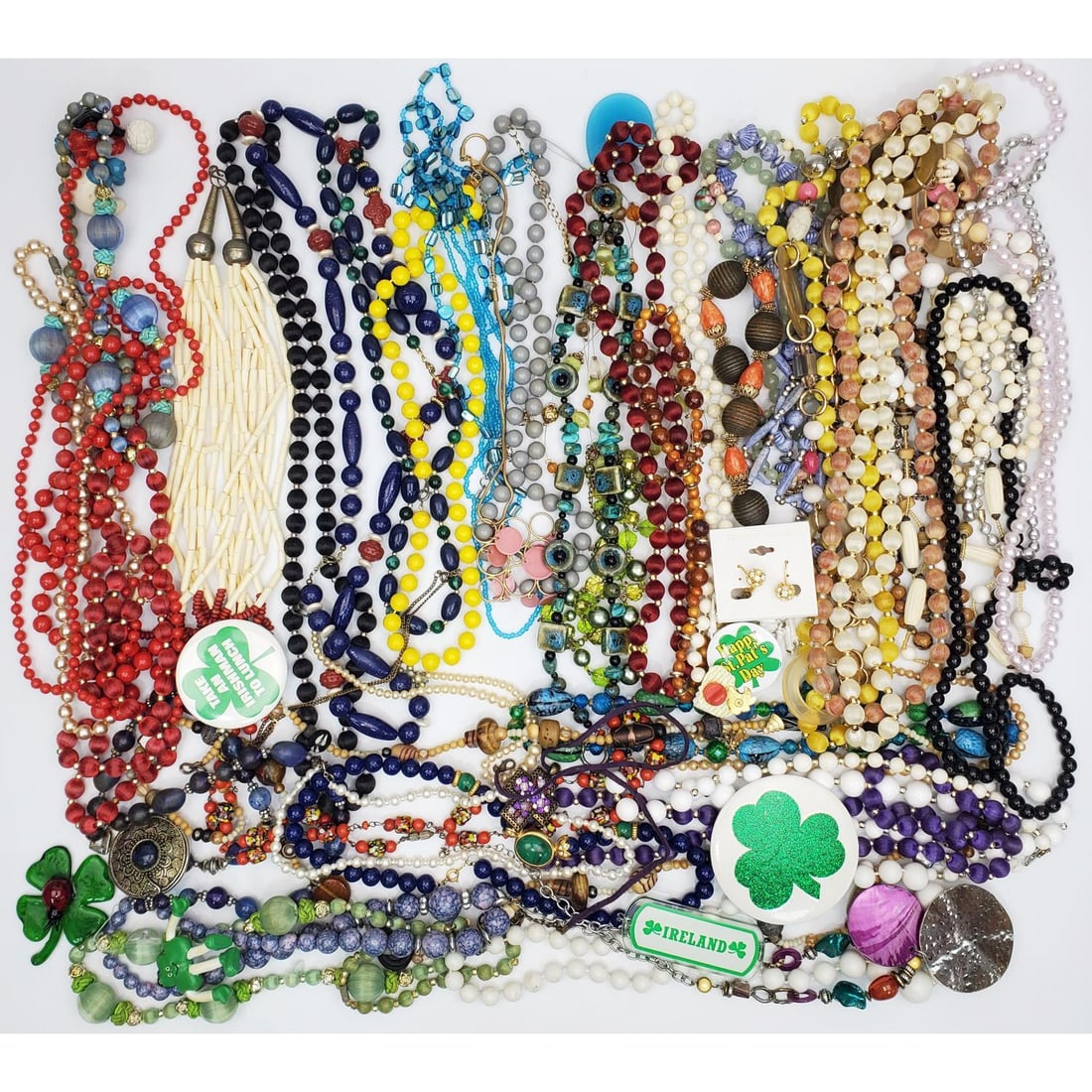 Large Bag Lot of Untested Costume Jewelry: Large Bag Lot of Untested Costume Jewelry.Condition: As Found. Dimensions: Various Sizes.Provenance: From a Long Island, NY Home. Please note the absence of a Condition Report does not imply that