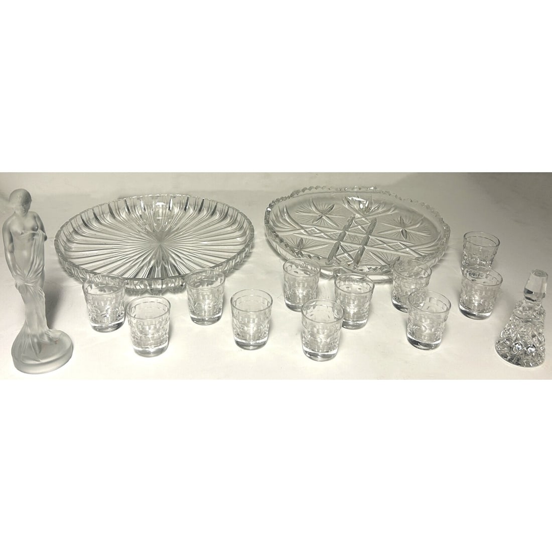 Group Lot of Cut Glass & Cut Crystal Items (1 of 1)