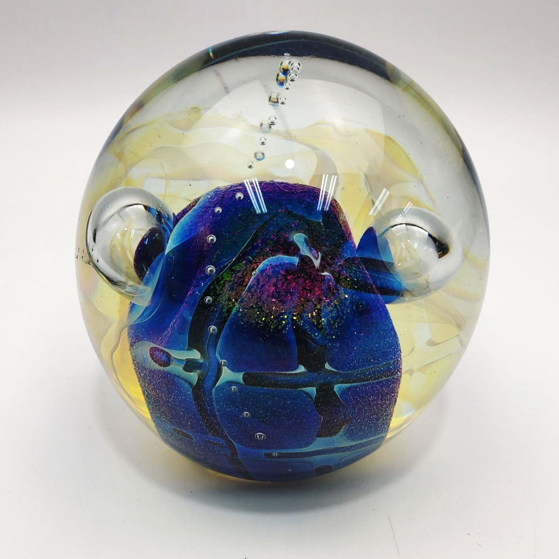 Robert Eickholt, American (b. 1947) Paperweight (1 of 4)