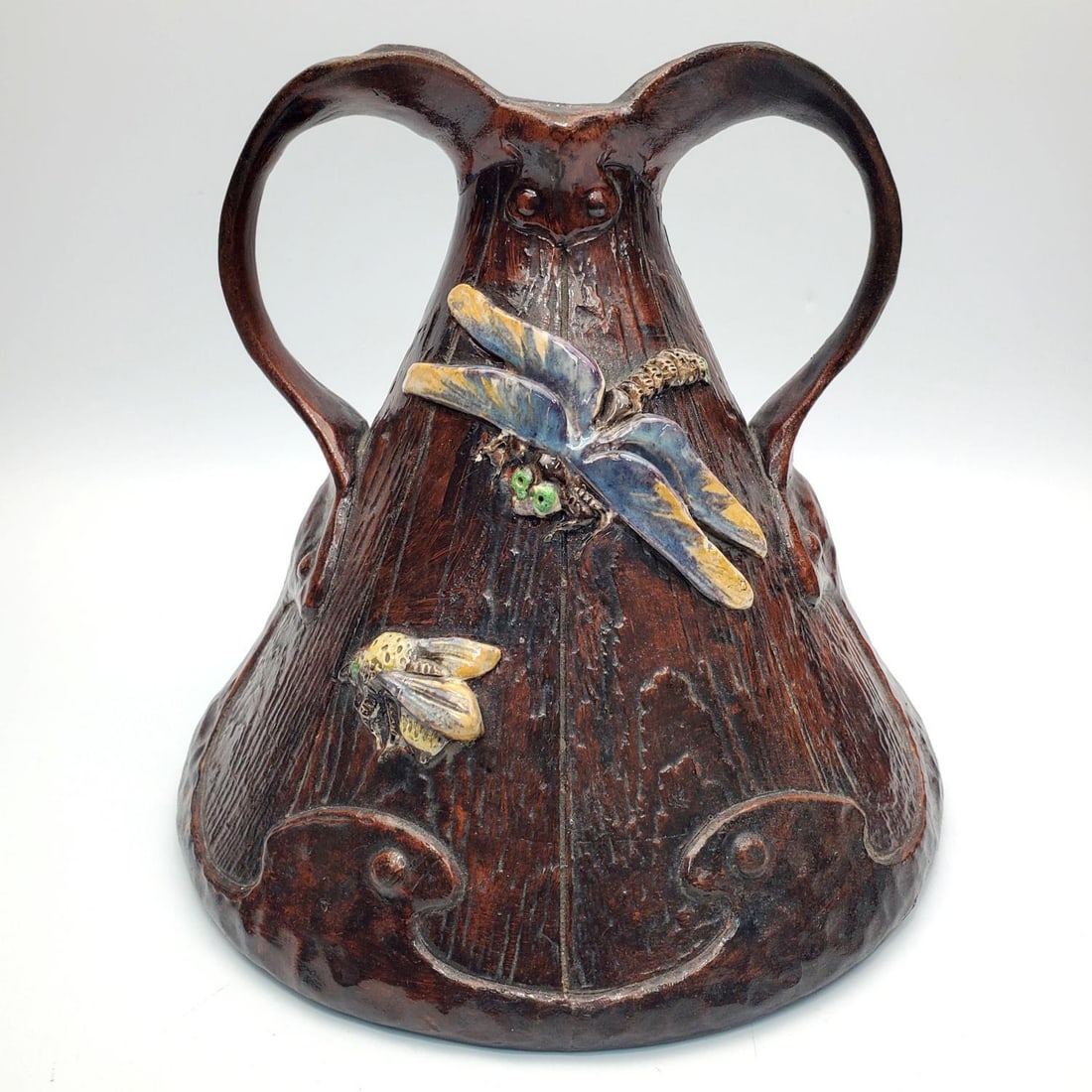 Antique English Art Nouveau Bretby Pottery Vase: Antique English Art Nouveau Bretby Double Handled Pottery Vase w/ Glazed Decorations of Dragonflies & Bees. Fully Marked. Condition: Generally Good w/ a Couple of Minor Chips. Dimensions: H-8.25" x