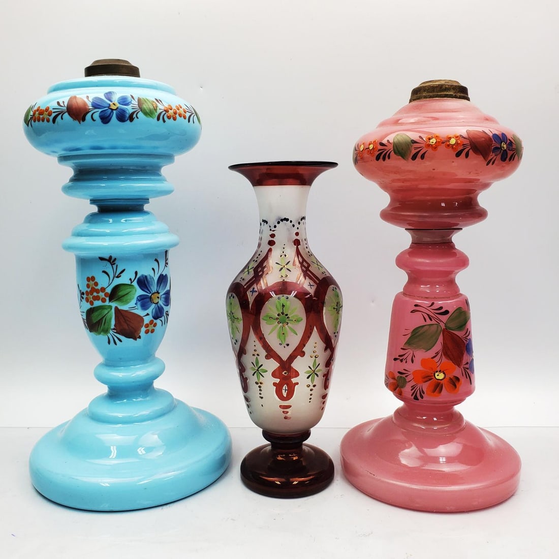 Lot of 3 Antique Glass Items (1 of 4)