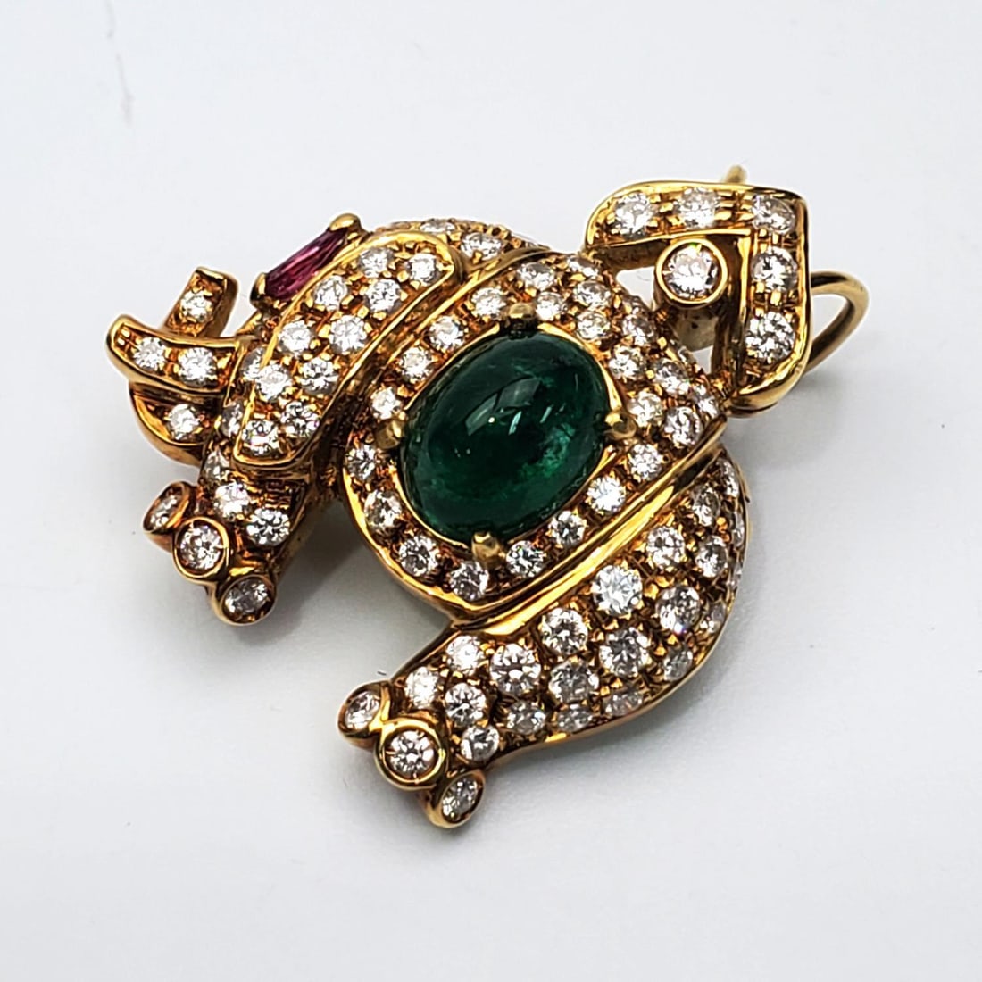 Fine 18K Gold, Diamonds, Emerald & Ruby Broche (1 of 3)