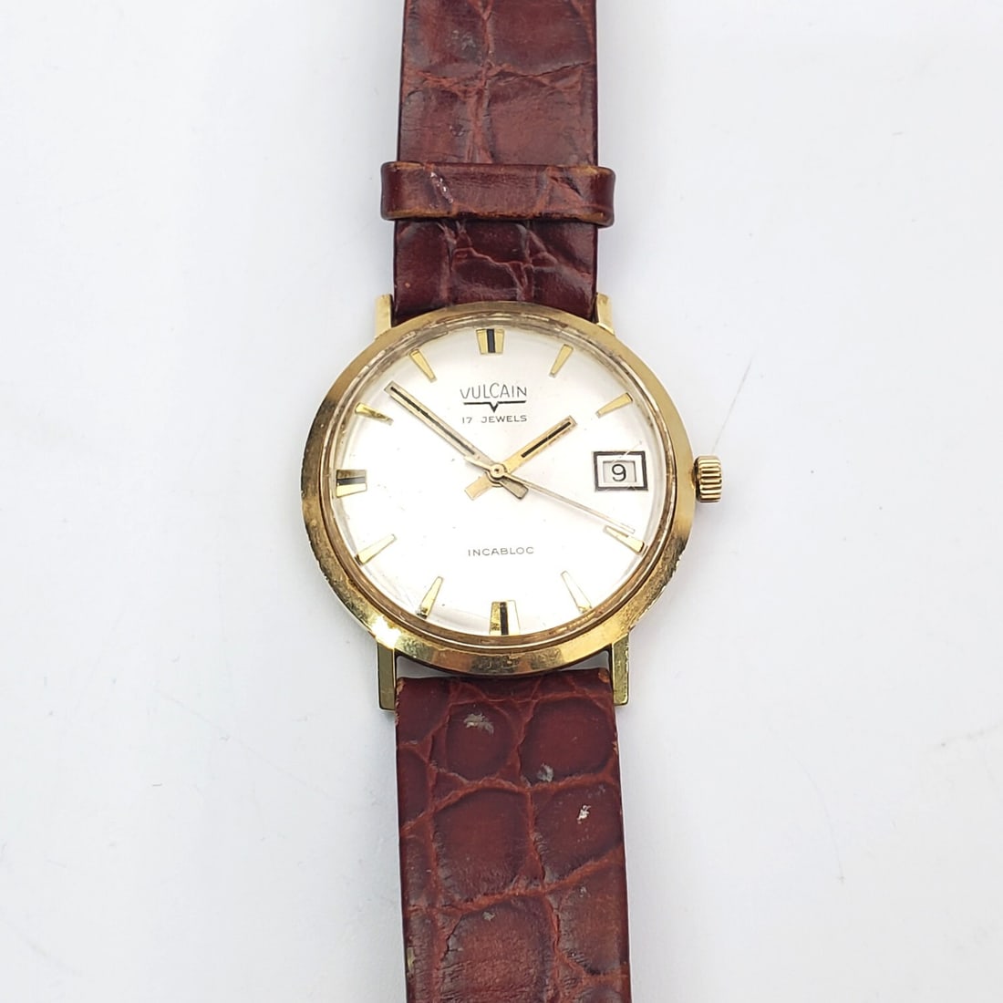 Vintage 14K Gold Vulcain 17 Jewels Incabloc Watch (1 of 5)