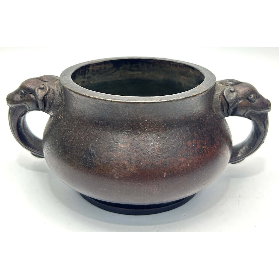 Chinese Bronze 2 Handle Pot (1 of 4)