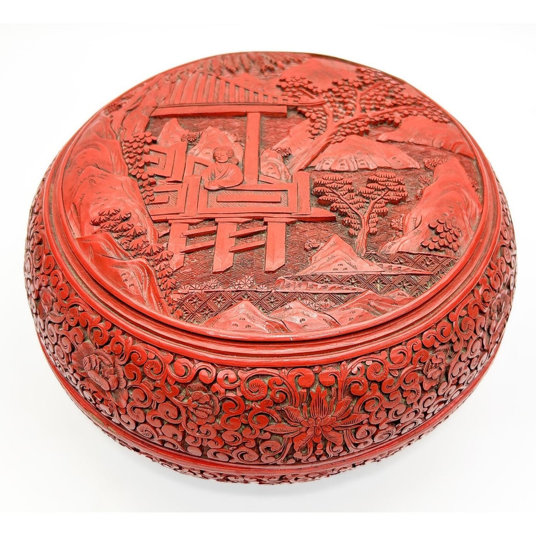 Chinese Old Cinnabar Large Box (1 of 4)