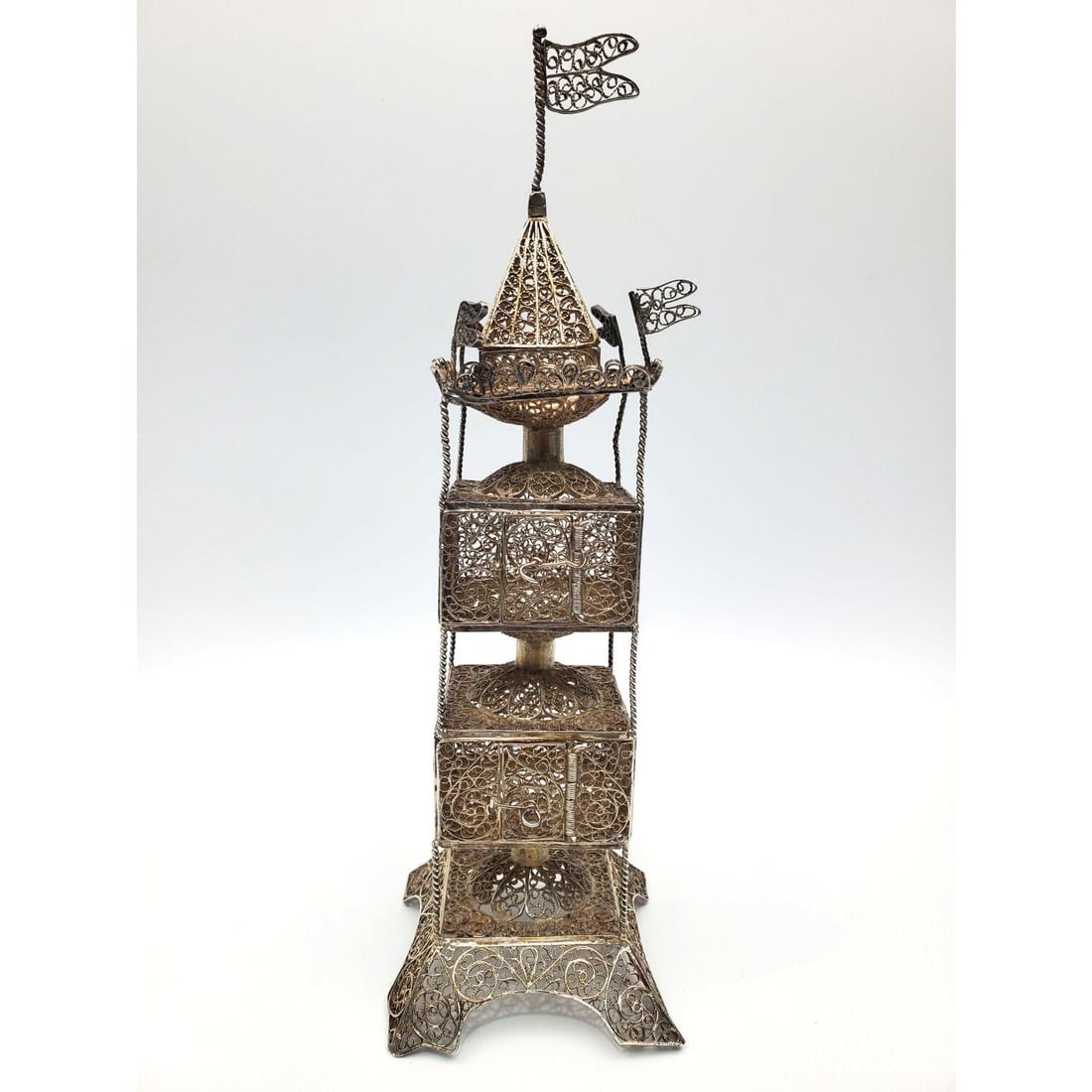Judaica Sterling Silver Filigree Besamim Spice Box (1 of 4)