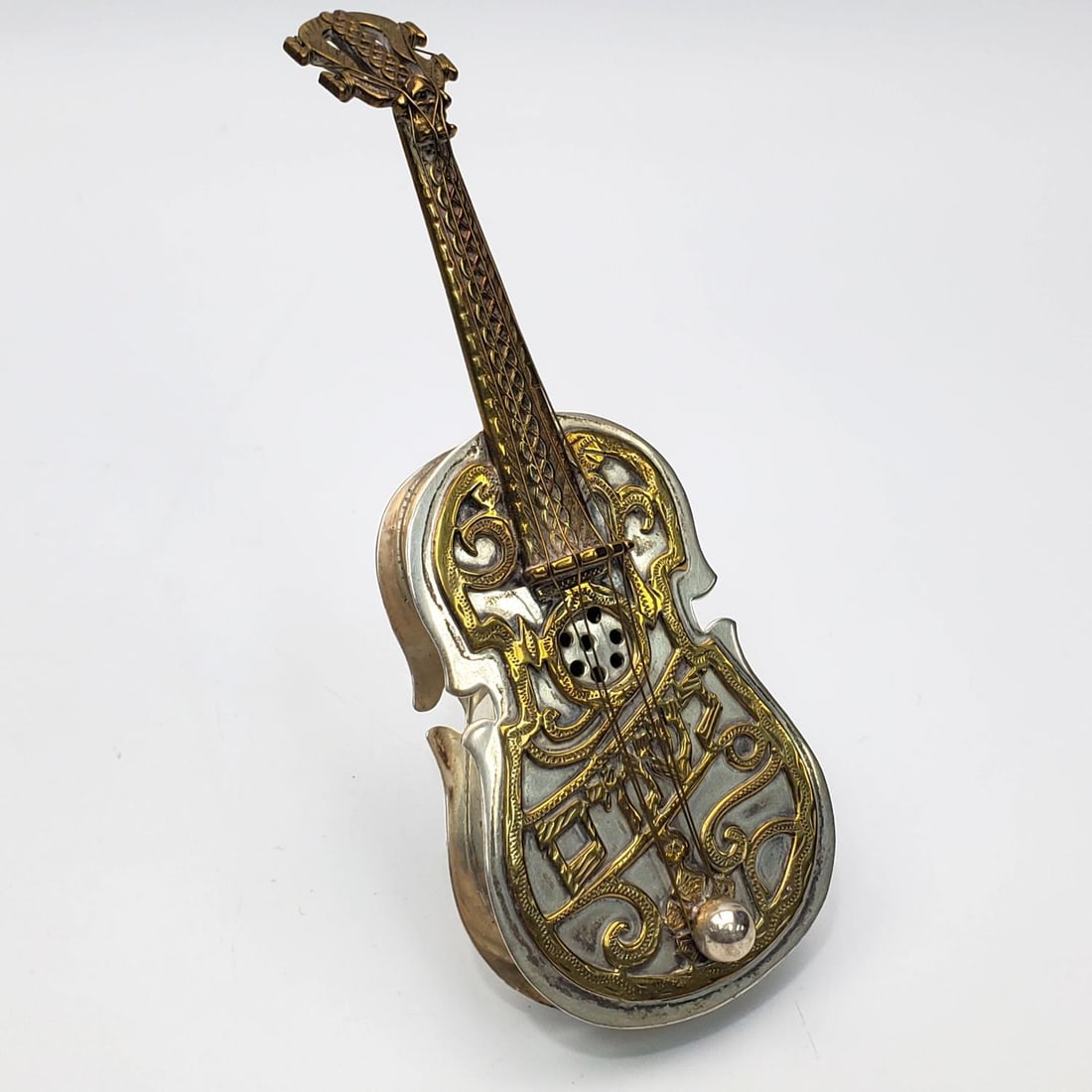 Judaica Netafim Sterling Silver Cello Besamim (1 of 5)