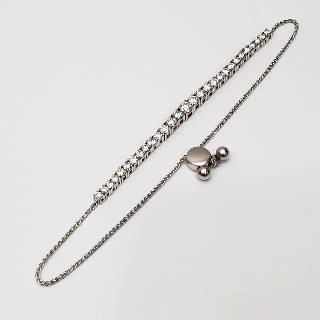 Fine 14 K White Gold & Diamonds Adjustable Tennis (1 of 3)