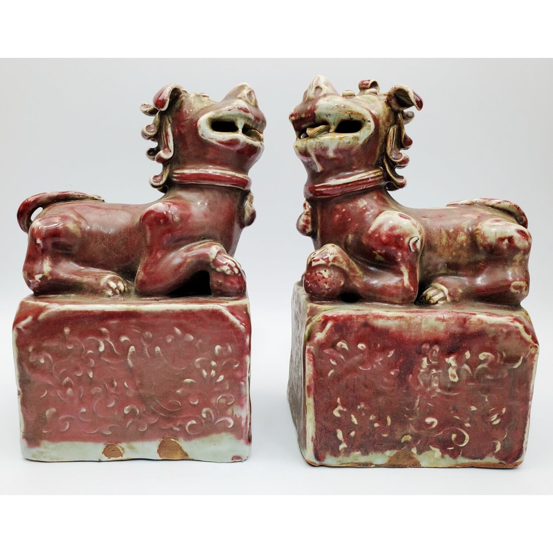 Chinese Pair of Porcelain Foo Dog Figures (1 of 3)