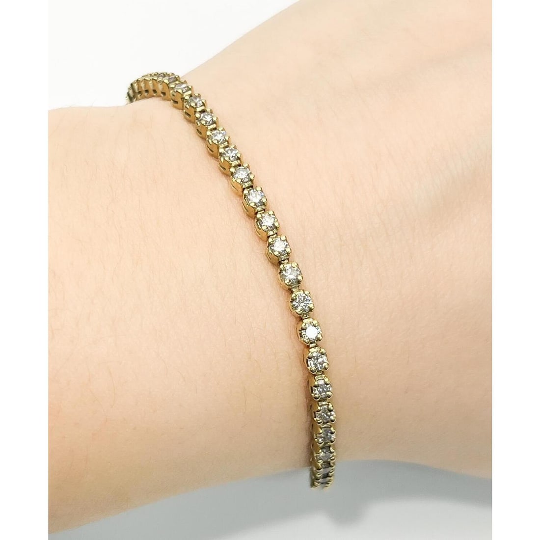 14K Gold & Diamond Tennis Bracelet (1 of 5)