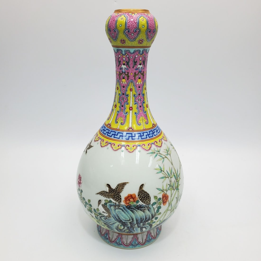 Chinese Signed Enamel Porcelain Vase: Chinese Signed Enamel Porcelain Vase w/ Decorations of Birds. Condition: Excellent. Dimensions: H-11". Provenance: From a Long Island, NY Home. Please note the absence of a Condition Report does not i
