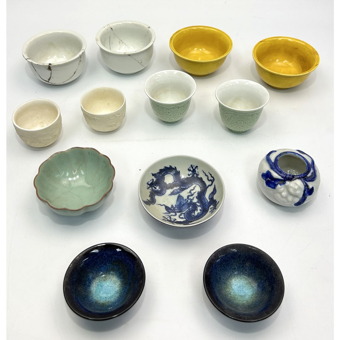 Lot of 13 Chinese Porcelain Cups & Bowls (1 of 10)