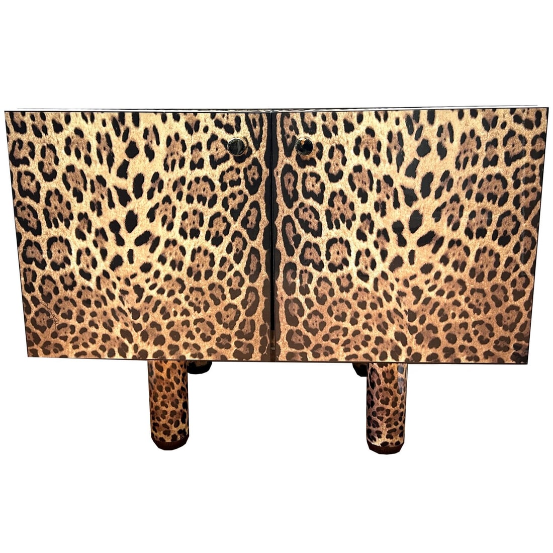 Dolce & Gabbana Casa "Arete" Cabinet: Dolce & Gabbana Casa "Arete" Cabinet w/ Leopard Print. Fully Signed. Legs Are Removable For Easy Transport. Comes w/ The Original Tag. Condition: Generally Very Good. Small Scratches From Moving. Plea
