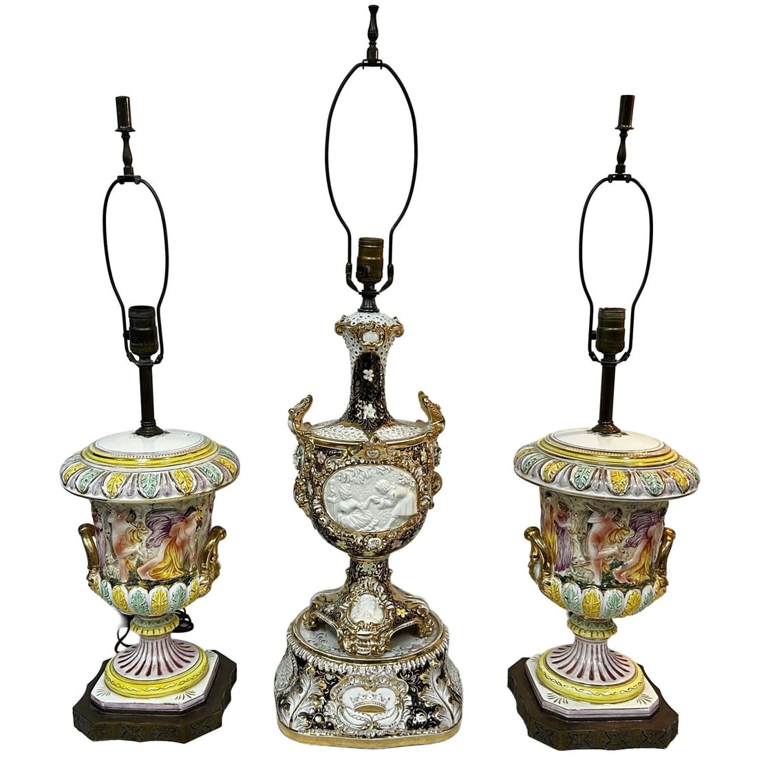 3 Vintage Capodimonte Italian Porcelain Lamps (1 of 8)