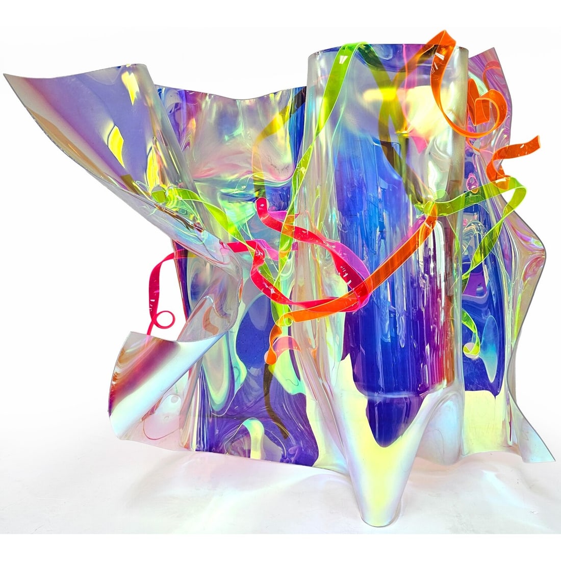 Berta Fischer, German (b.1973) Acrylic Glass: Berta Fischer, German (b.1973) Monumental Acrylic Glass Sculpture "Somerine" c. 2014. Condition: Excellent. Dimensions: Approximately 43" x 43" x 17". Provenance: From a New York City Apartment. Pleas