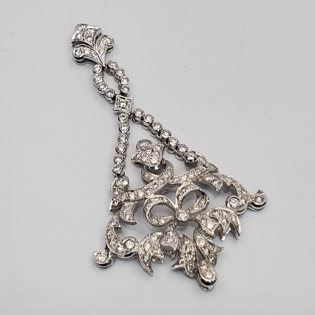 Very Fine 18K White Gold & Diamond Large Pendant: Very Fine18K White Gold & Diamond Large Pendant. Please Note- Due to Recent Fraudulent Activity, All Jewelry Items Purchased by New Customers Cannot Be Shipped Out Until 3 Weeks After The Auction Date