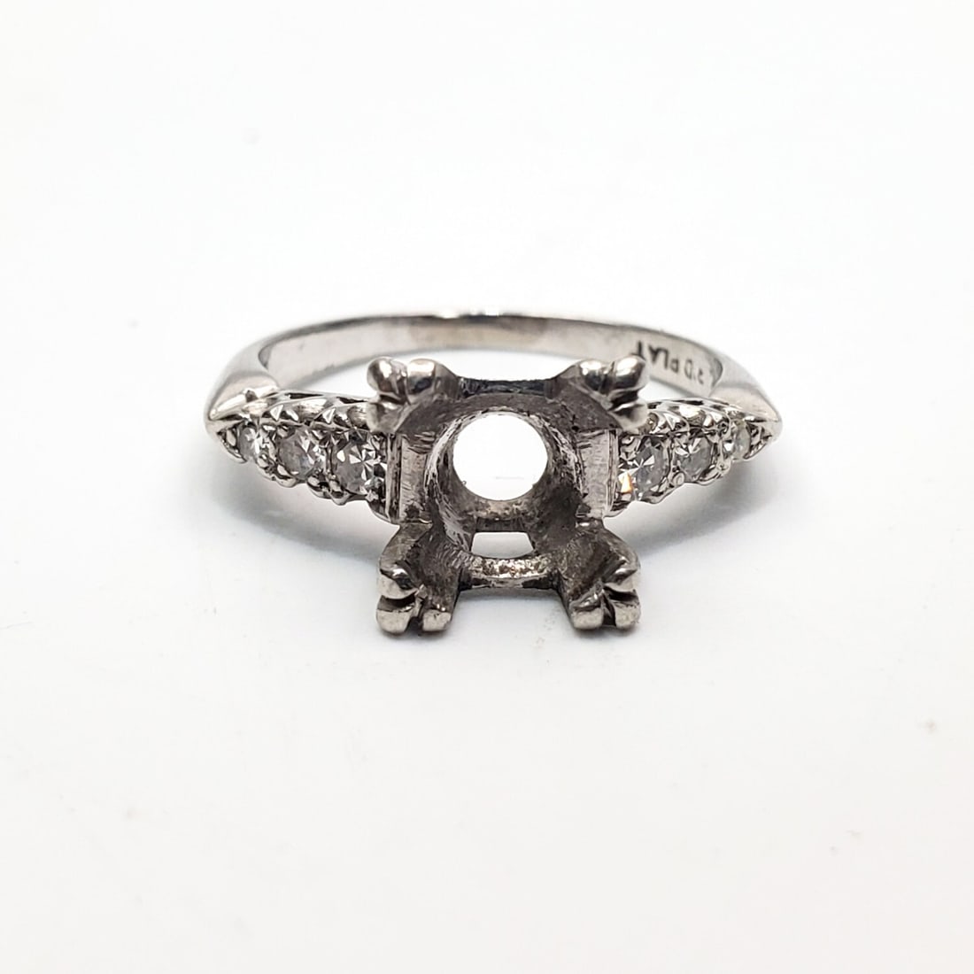 Vintage Platinum & Diamonds Ring Setting (1 of 4)