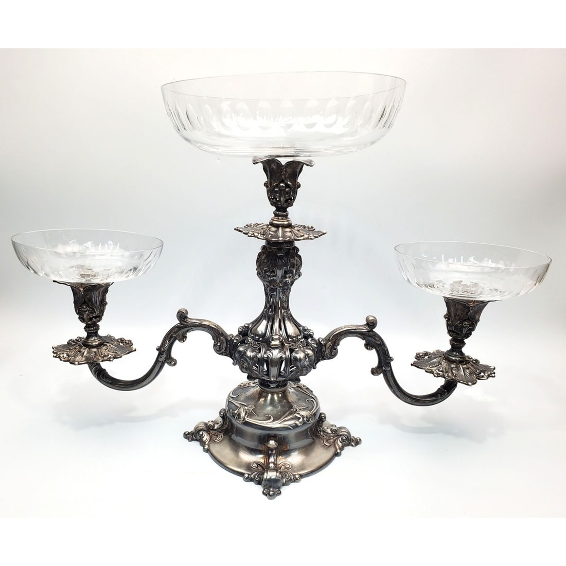 Reed & Barton Silver Plated Cut Glass Centerpiece (1 of 11)