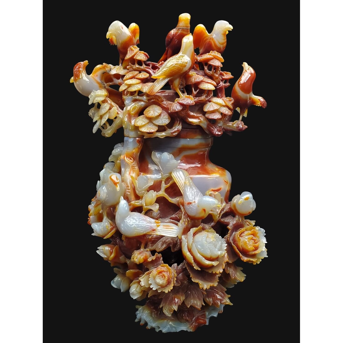 Chinese Monumental Carved Agate Vessel (1 of 20)
