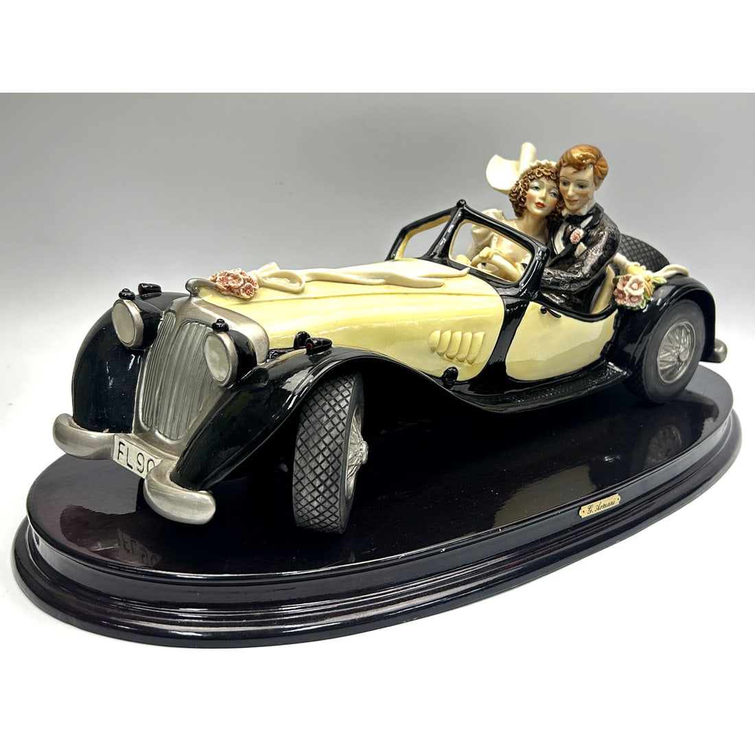 Vintage Giuseppe Armani Porcelain Figure: Vintage Giuseppe Armani Limited Edition Porcelain Figure "Just Married". Model Number 827C. Fully Marked. On Original Wood Base. Condition: Excellent. Dimensions: Total L. Including Base-19.75" x W-10