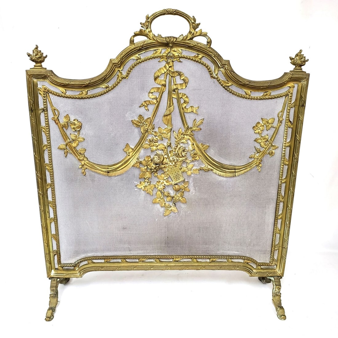 Antique French Bronze Fireplace Screen: Antique French Bronze Fireplace Screen. Condition: Generally Good. Dimensions: L-26.75" x H-31". Provenance: From a Long Island, NY Home. Please note the absence of a Condition Report does not imply t
