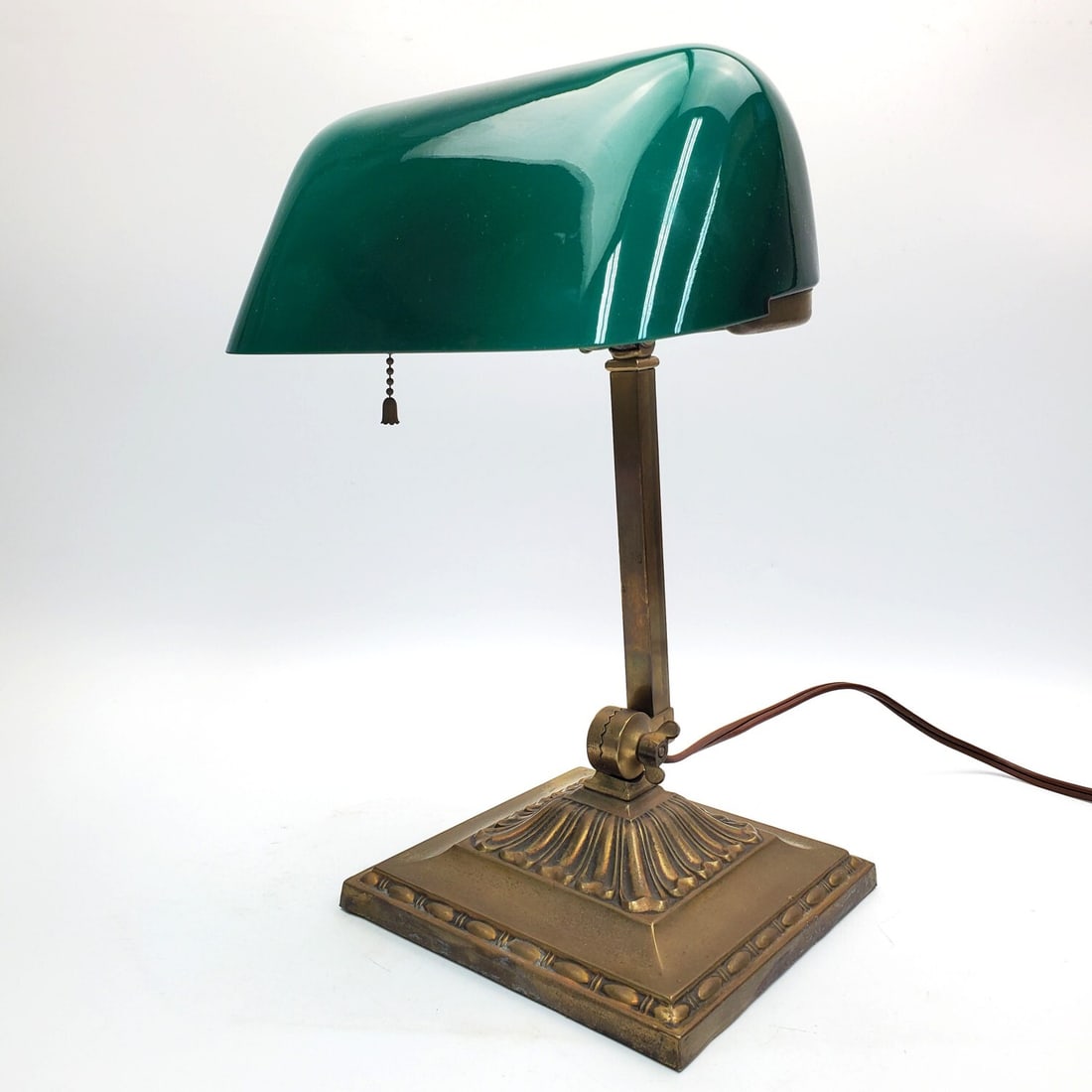 Antique Emeralite Bankers Desk Lamp: Antique Emeralite Bankers Desk Lamp Model #8734 w/ Green Case Glass & a Bronze or Brass Heavy Base. Fully Marked in 2 Places. Condition: Generally Very Good. Please Note- We Do Not Guarantee the Worka