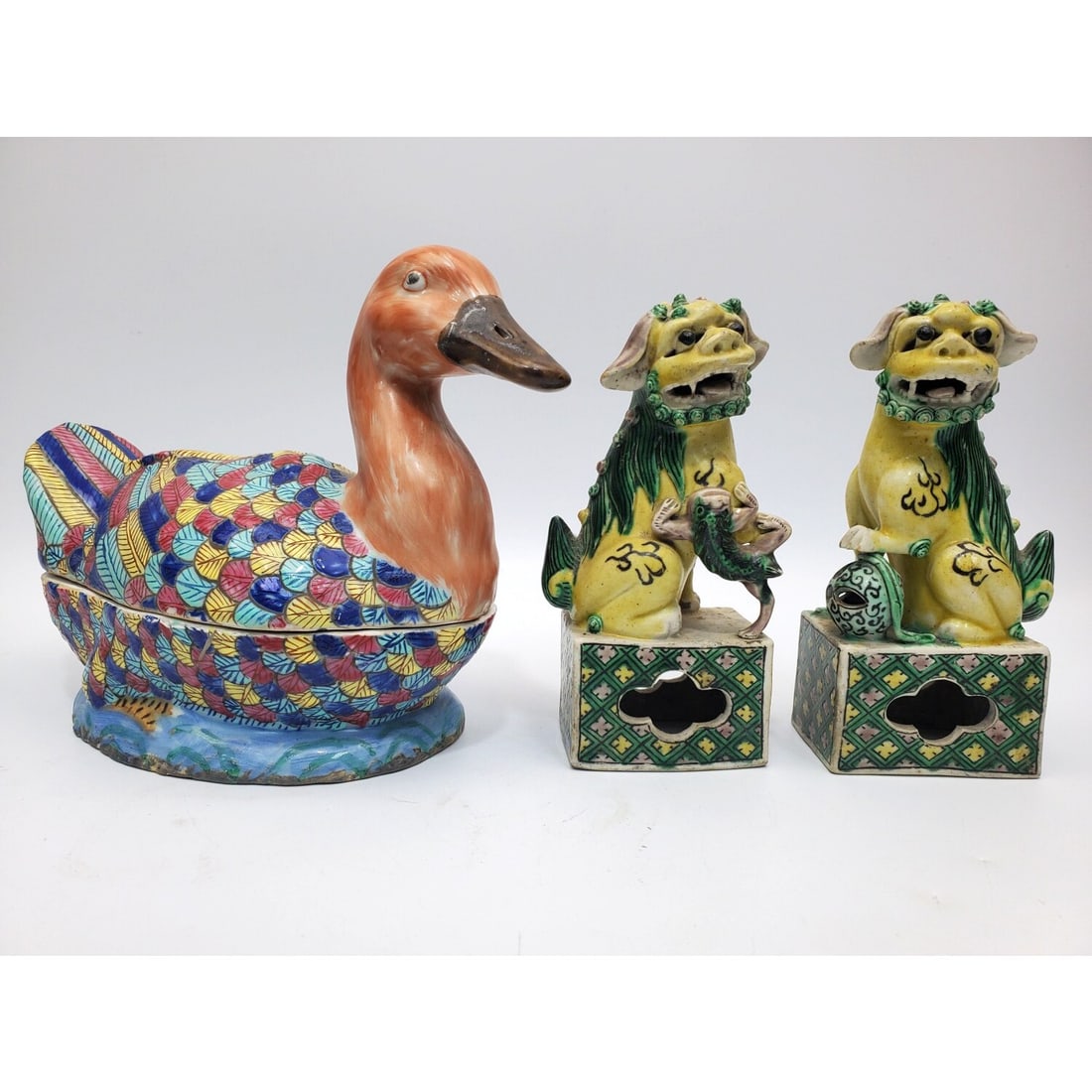 Lot of 3 Chinese Porcelain Items: Lot of 3 Chinese Porcelain Items. Condition: Sold As Is. Dimensions: Largest W- 8.25" x H- 6.5". Provenance: From a Long Island, NY Home. Please note the absence of a Condition Report does not imply t