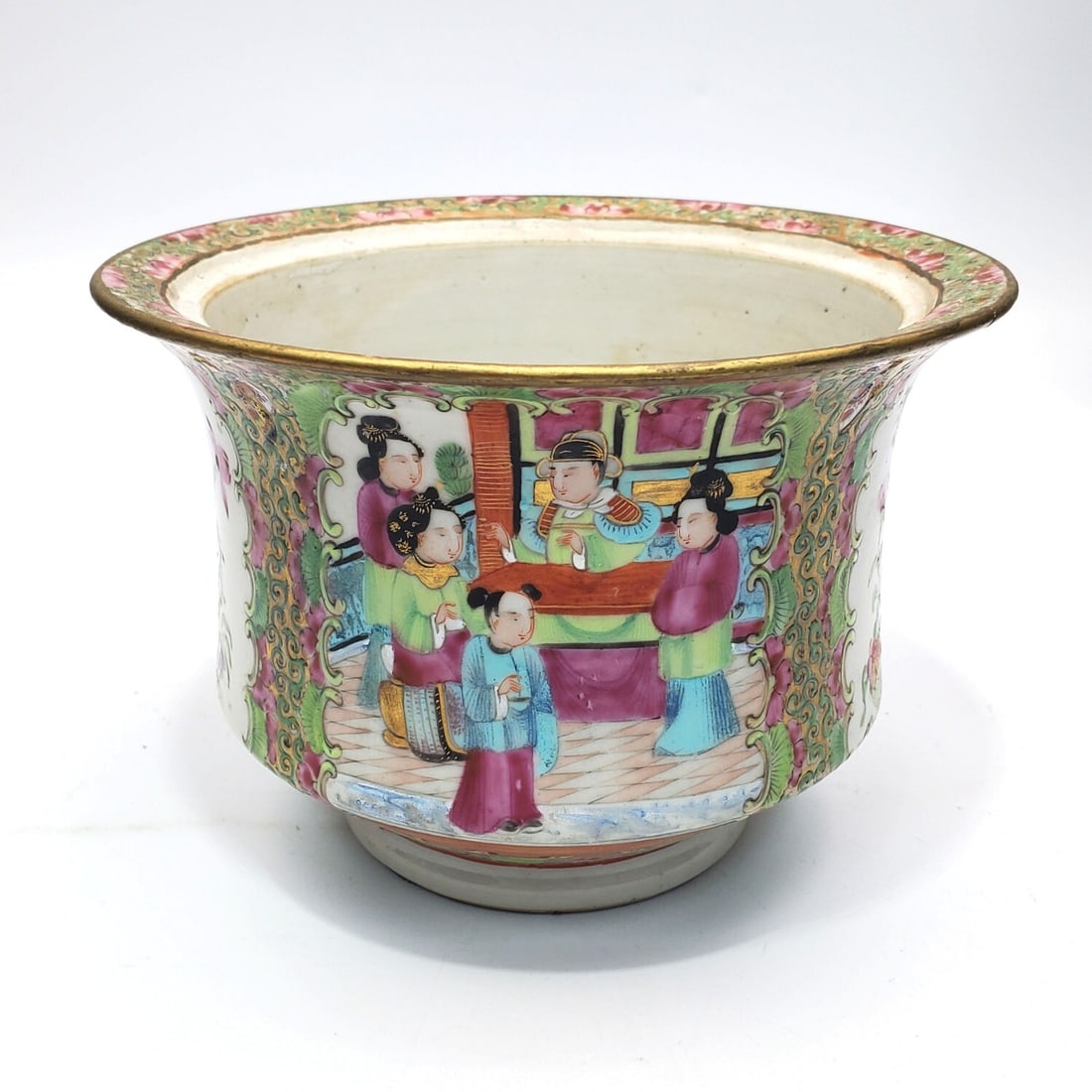 Antique Chinese Famille Rose Bowl: Antique Chinese Famille Rose Bowl. Condition: Generally Good. Dimensions: Dia-5.8" x H-4.2". Provenance: From a Long Island, NY Home. Please note the absence of a Condition Report does not imply that 