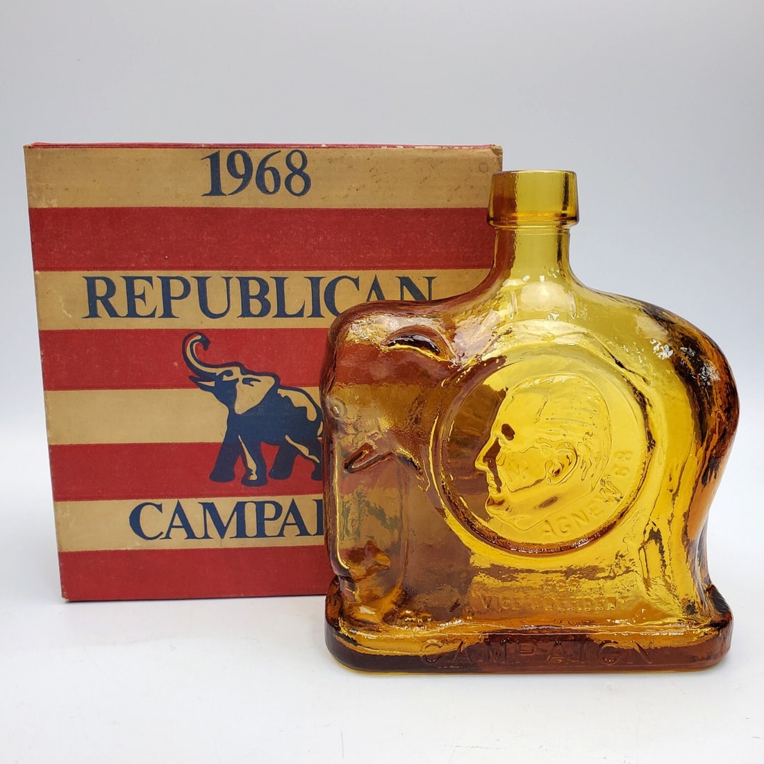 1968 Republican Campaign Bottle (1 of 3)