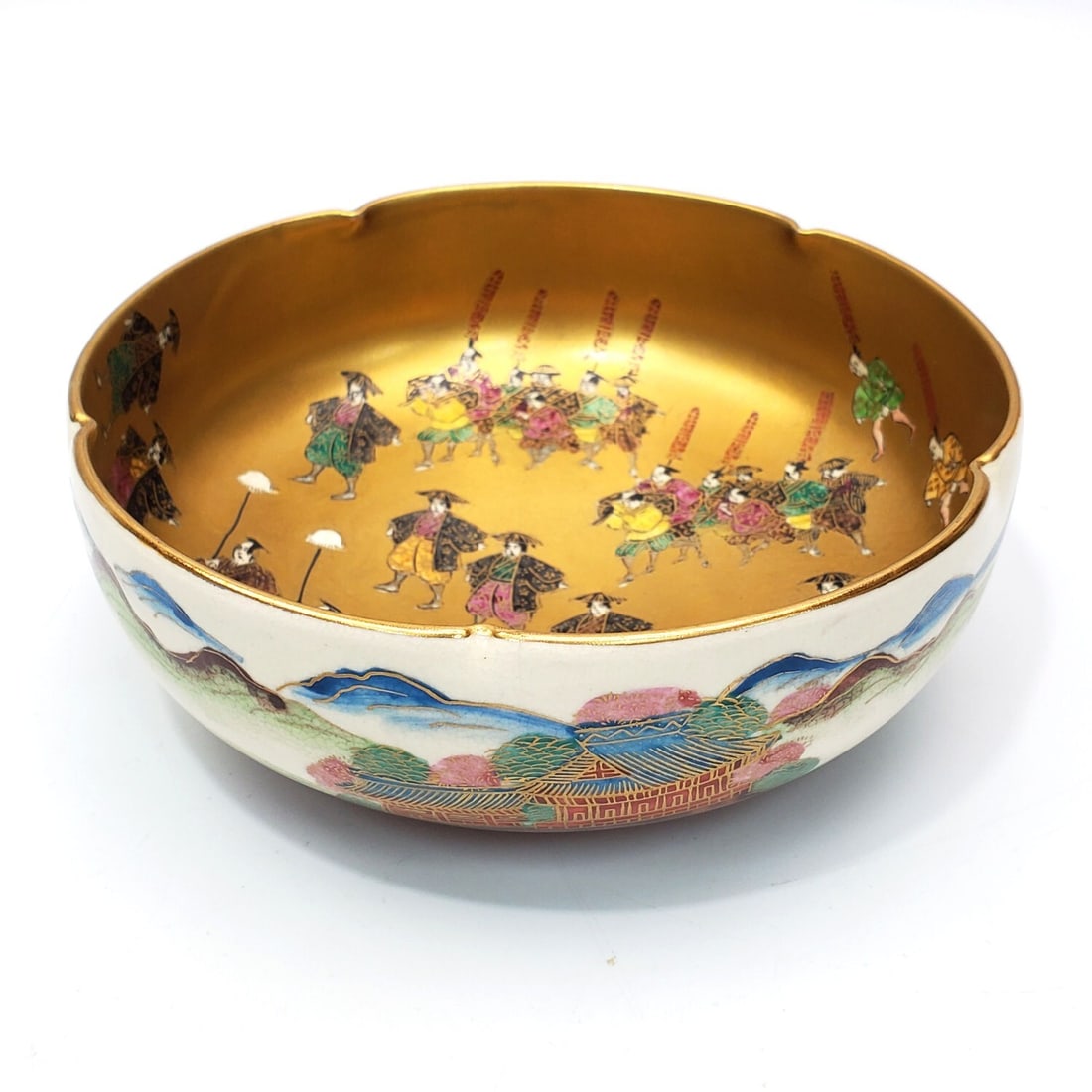 Japanese Signed Satsuma Bowl (1 of 5)