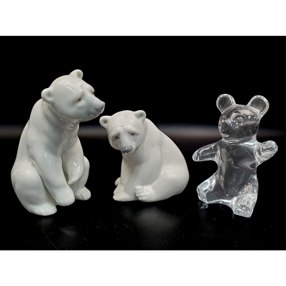 Lot of 3 Bear Figures; Daum France & Lladro: Lot of 3 Bear Figures Including a Daum France Glass & 3 Lladro Porcelain. All Are Fully Marked. Condition: Generally Very Good. Dimensions: Tallest-H-5". Provenance: From a Long Island, NY Home. Pleas