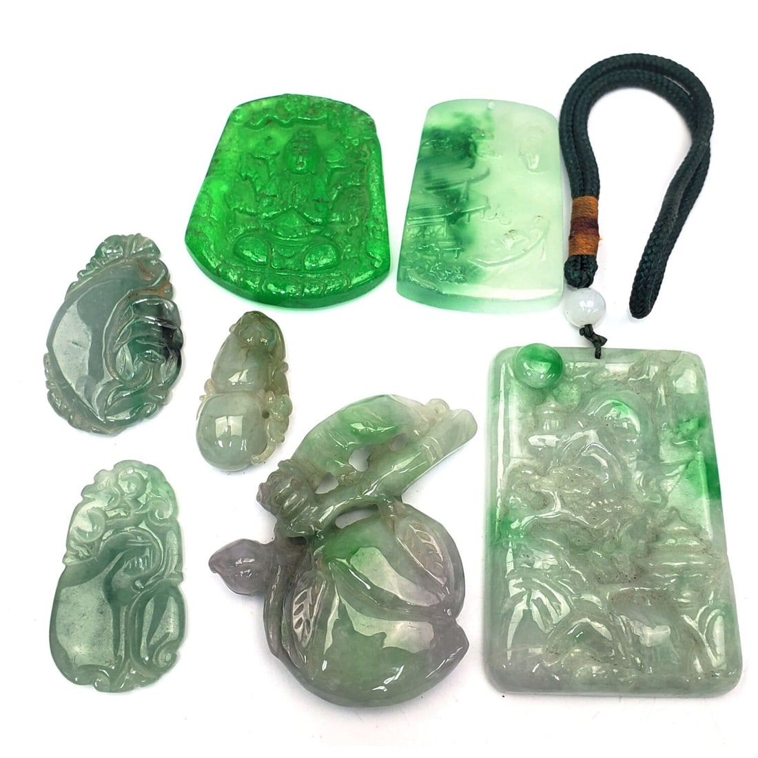 7 Chinese Jade or Jadeite Carvings & Pendants (1 of 3)