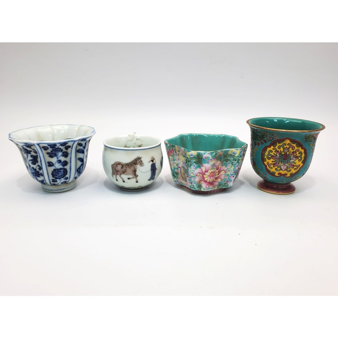 Lot of 4 Chinese Porcelain Cups (1 of 5)