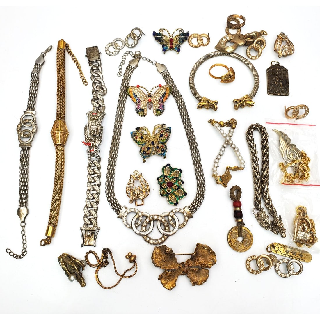 Bag Lot of Chinese Jewelry items (1 of 4)