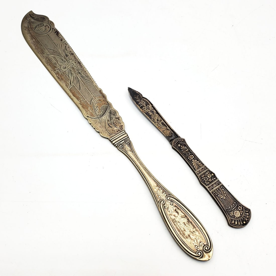 Lot of 2 Antique Silver Plated Items (1 of 2)
