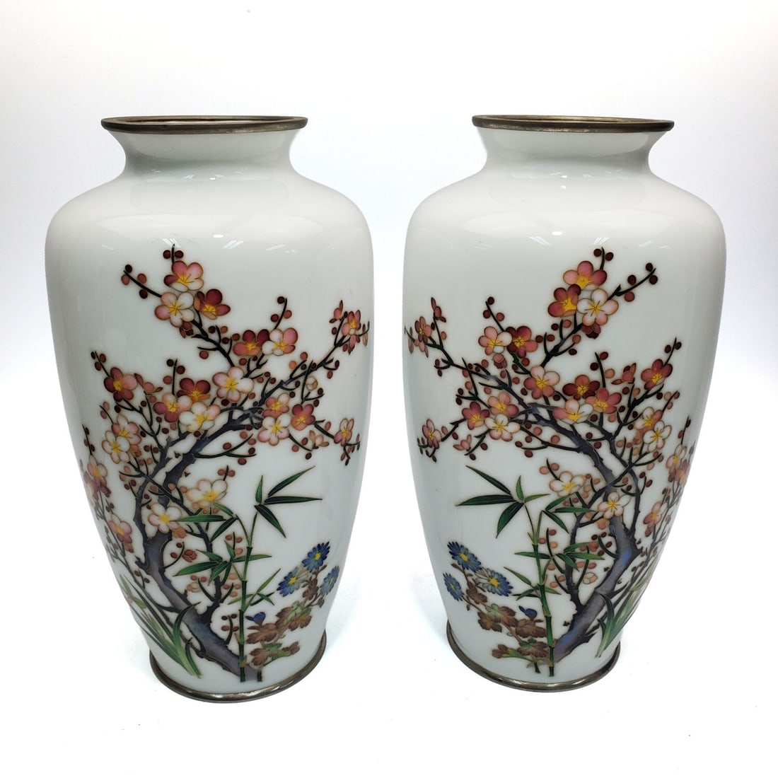 Japanese Vintage Pair of Cloissone Vases (1 of 5)