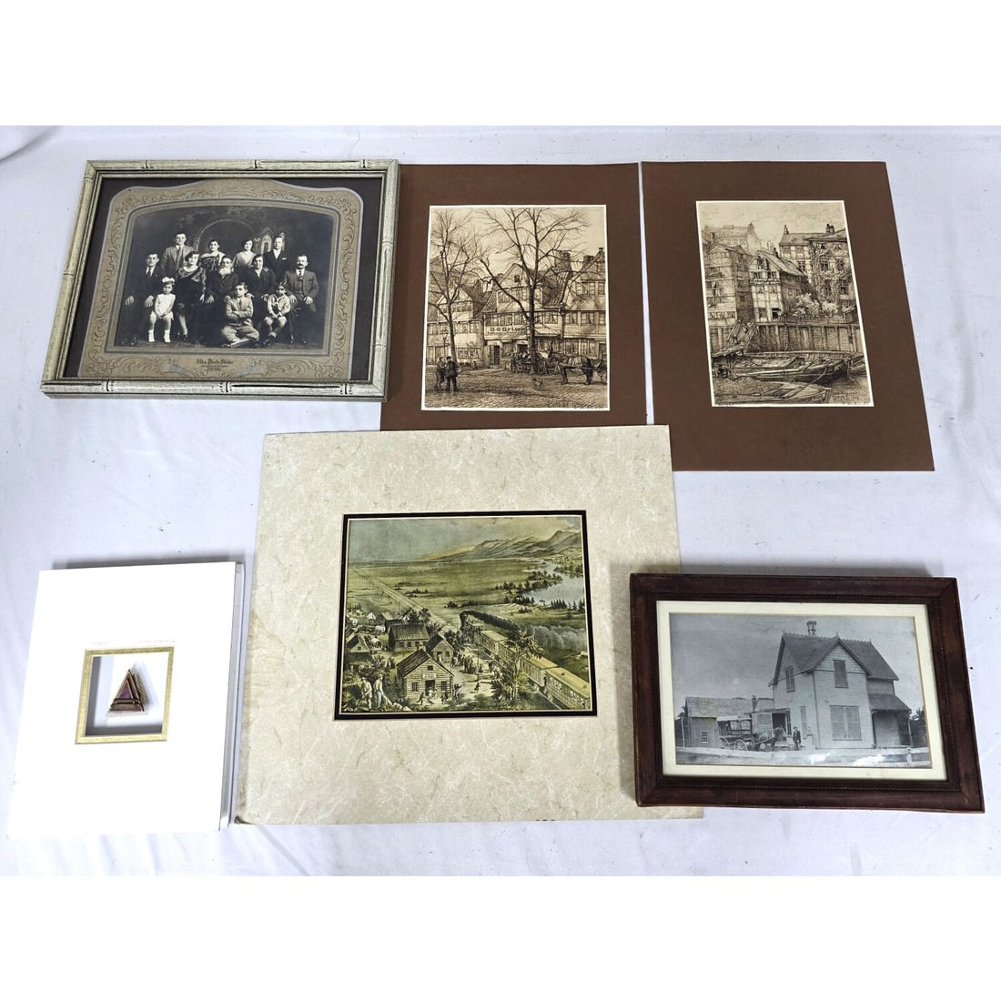 Group Lot of 6 Works of Art (1 of 5)