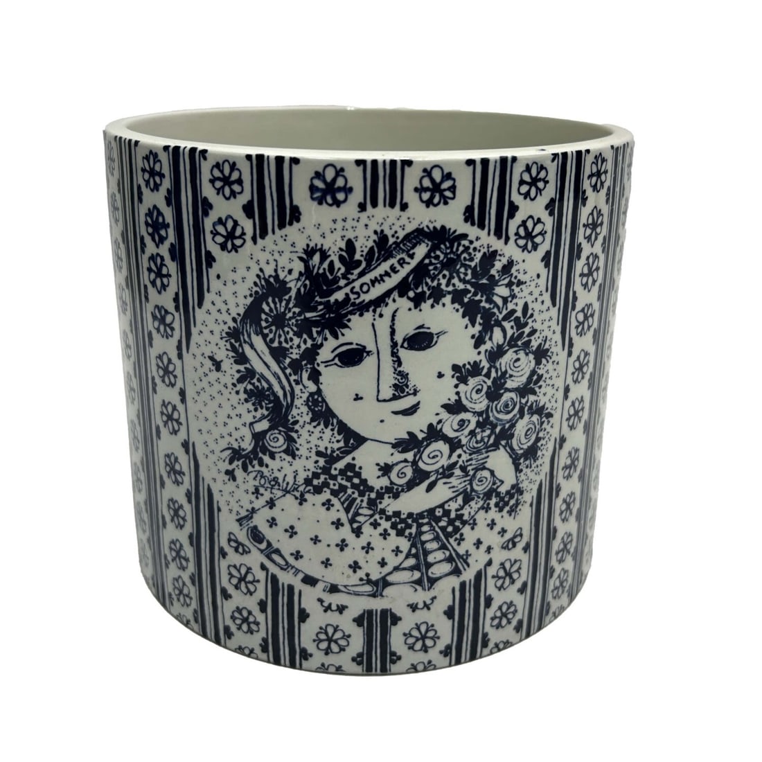 Bjorn Wiinblad Blue and White Ceramic Planter: Bjorn Wiinblad Blue and White Ceramic Planter for Nymolle Denmark. Condition: Excellent. Dimensions:Provenance: From a Long Island, NY Home. Please note the absence of a Condition Report does not impl
