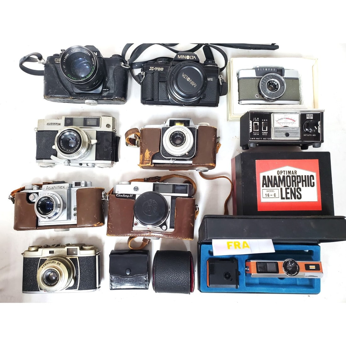 Large Lot of Vintage & Old Japanese Cameras (1 of 5)