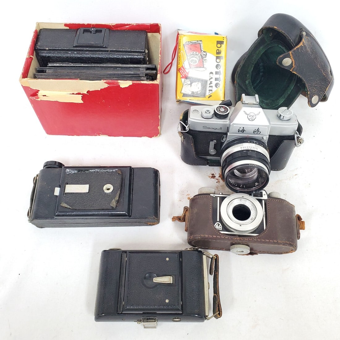 Lot of Vintage Cameras & Camera Accessories (1 of 4)