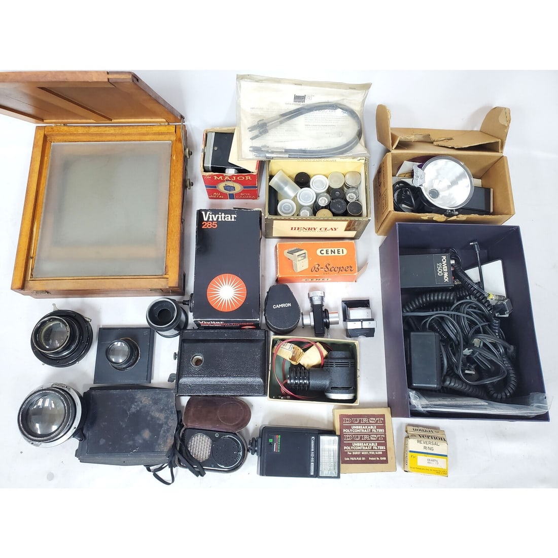 Group Lot of Old & Vintage Camera Accessories (1 of 3)