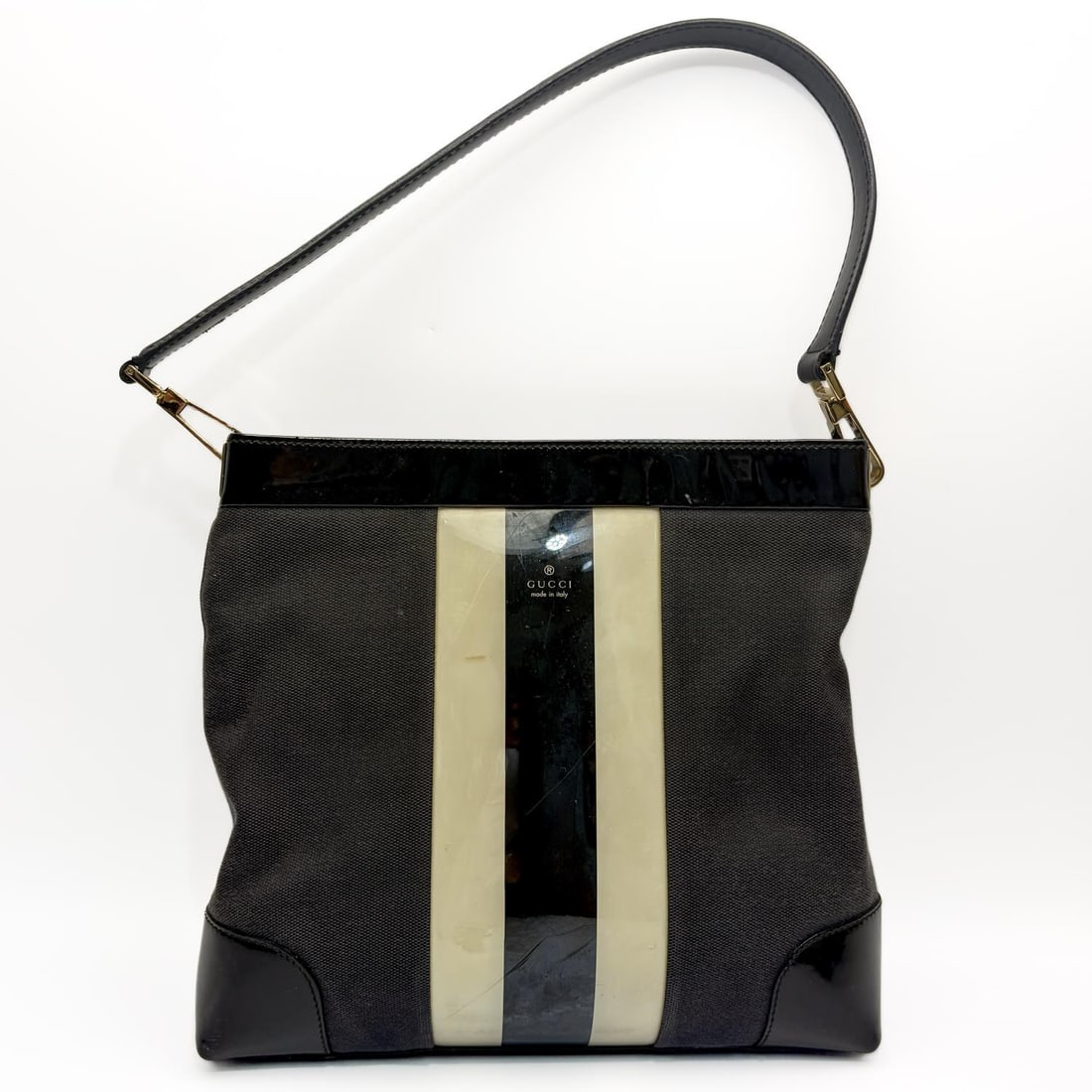 Vintage Gucci Patent Leather & Canvas Shoulder Bag: Authentic Vintage Gucci Patent Leather & Canvas Shoulder Bag. Condition: Generally Good. Used. As Found. Dimensions: H-10.5" x W-11.5" x D-2". Provenance: From a Long Island, NY Home. Please note the 