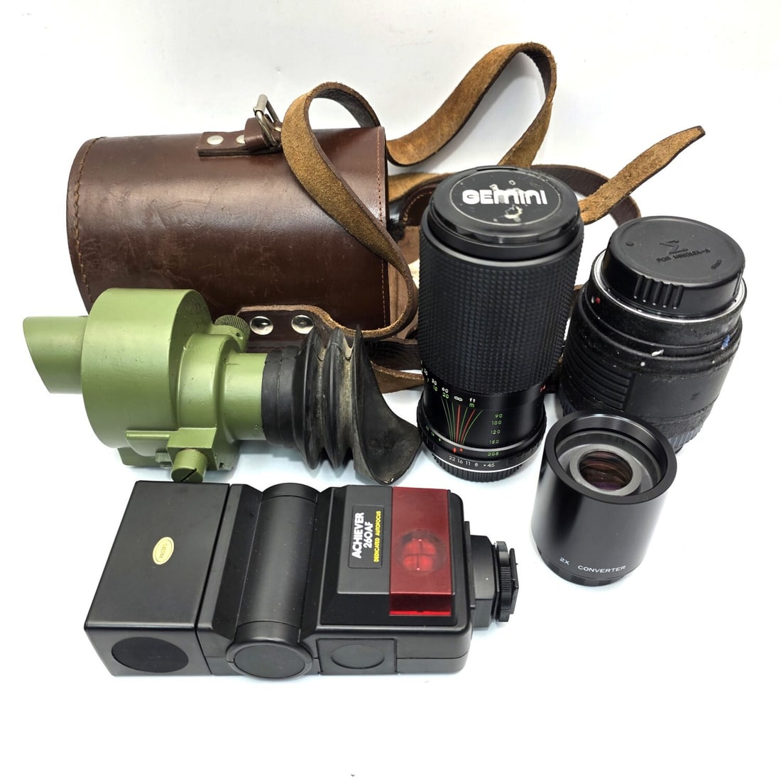 Vintage Army Surveying Lens: Vintage Army Surveying Lens In Original Leather Case Along w/ Some Lenses & Others. Condition: As Found. Dimensions: Various Sizes. Provenance: From a Long Island, NY Home.Please note the absence of