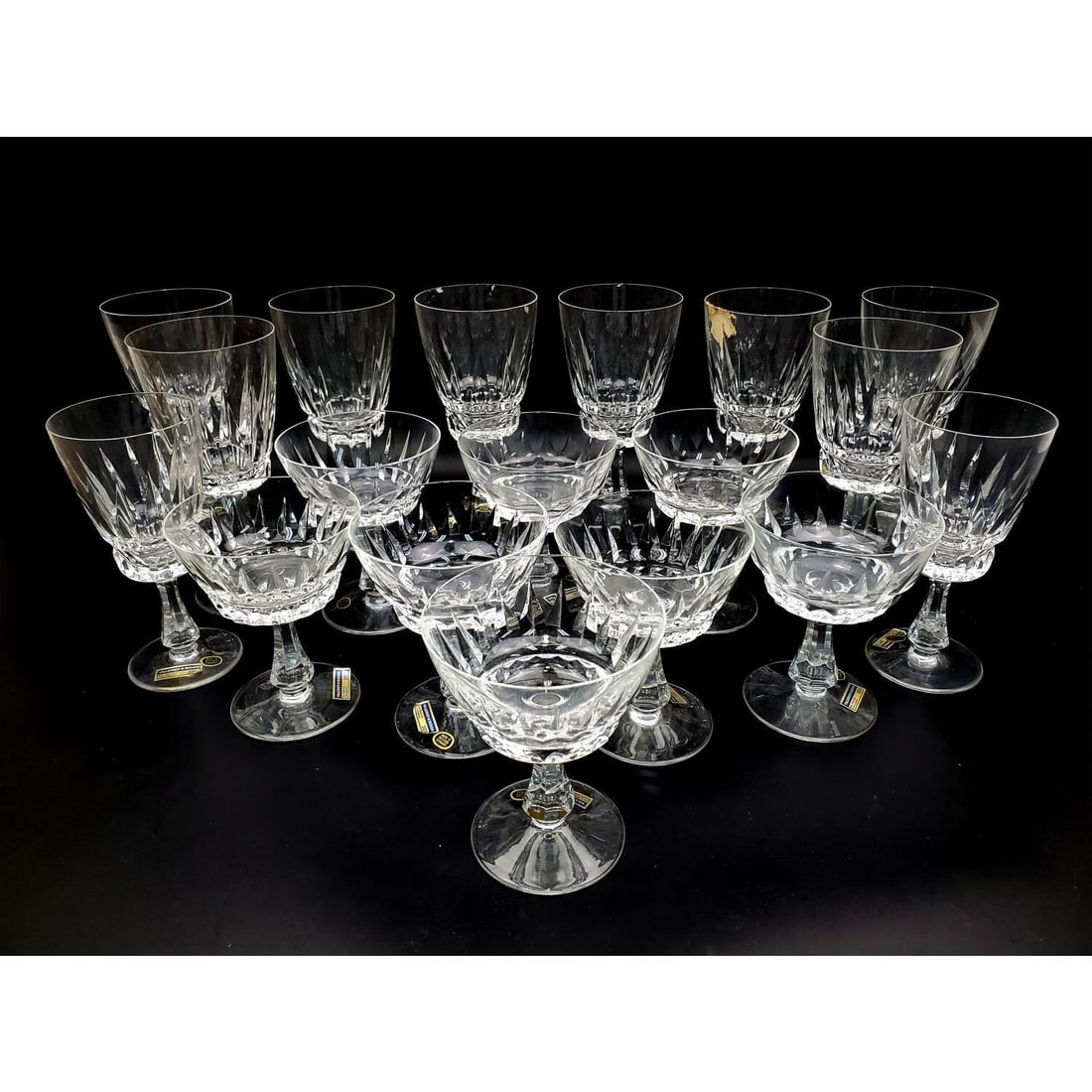 Lot of 18 Antique Villeroy & Boch "Tiara" Glasses (1 of 6)