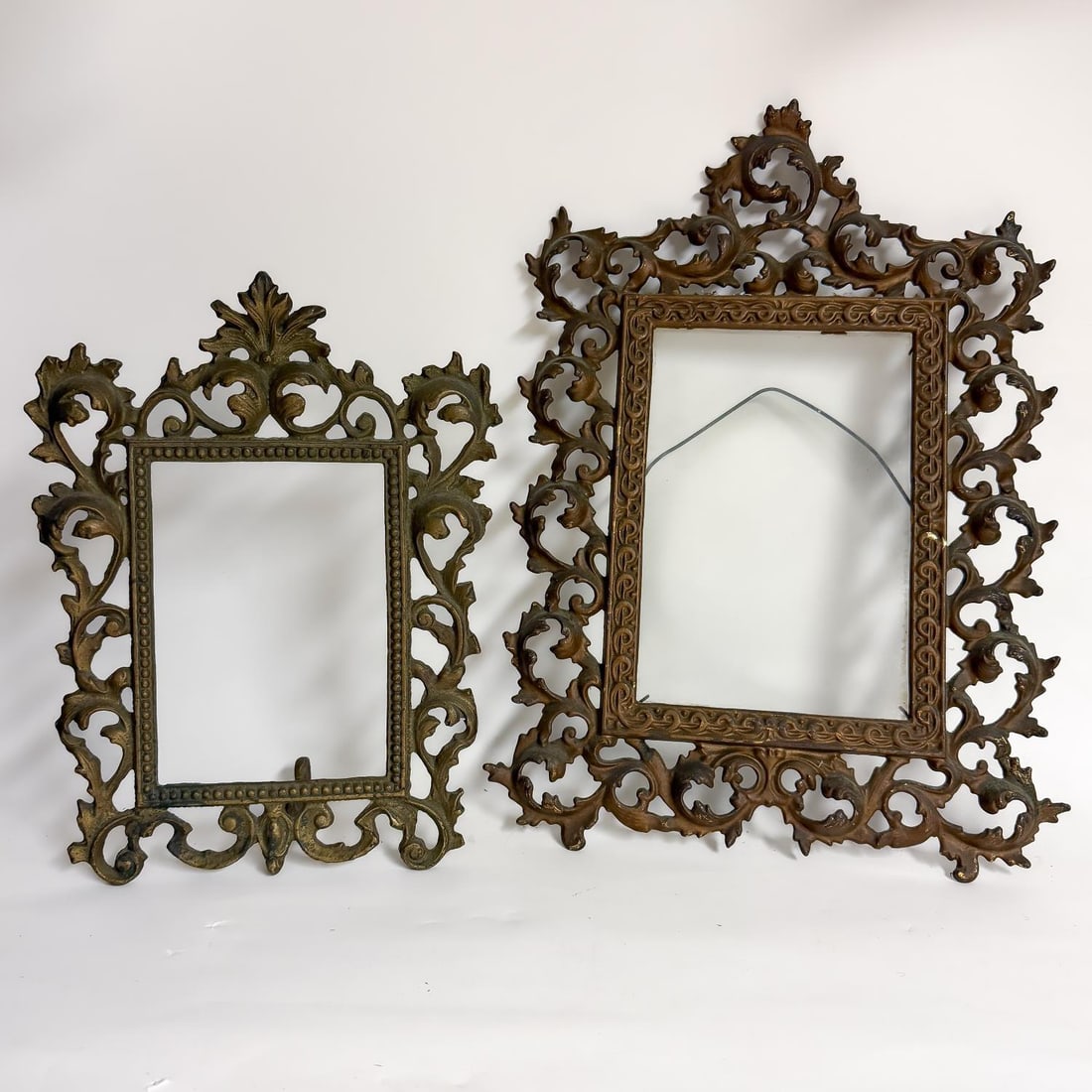 Lot of 2 Small Reticulated Heavy Brass Frames (1 of 4)