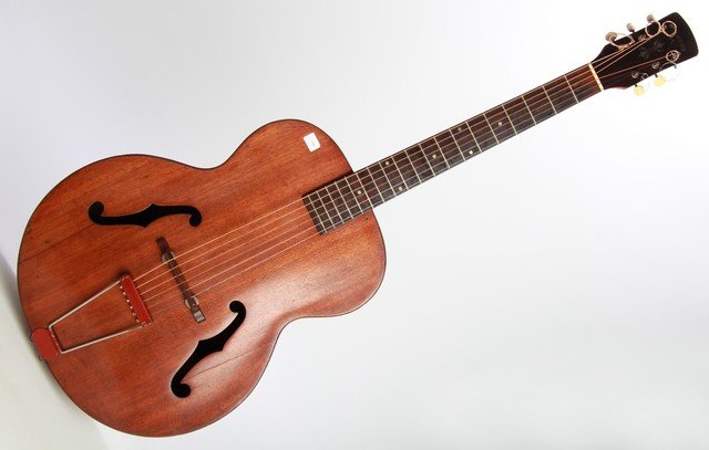 1938 Weymann Guitar (1 of 3)